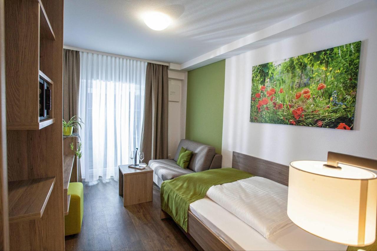 Wein & Bett Weihbrecht Hotel Bretzfeld Exterior photo